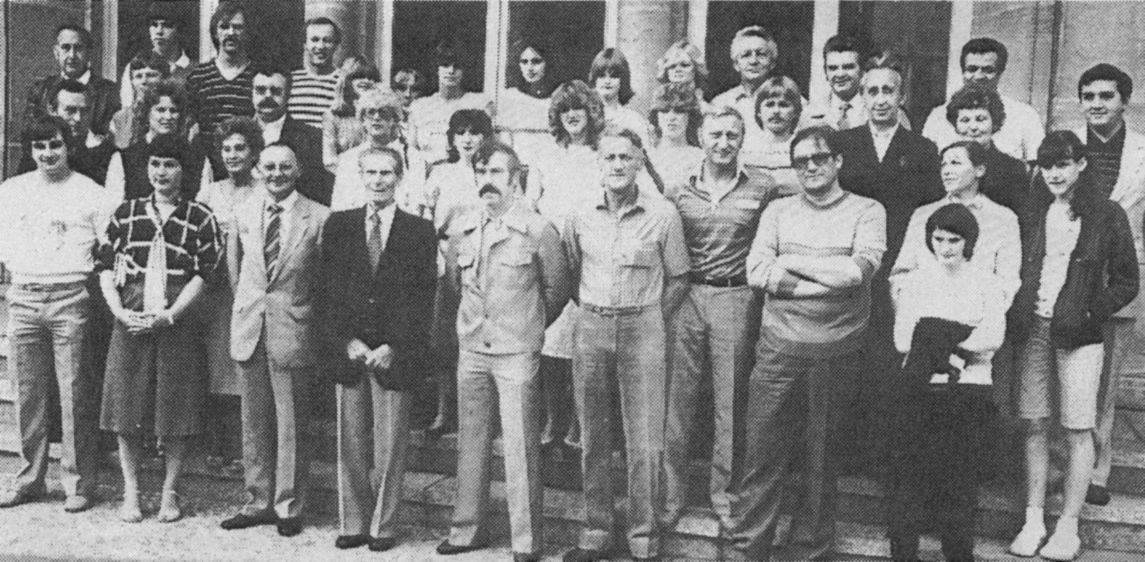 Die Sportler der l’ETOILE beim Empfang im Rathaus (1982)