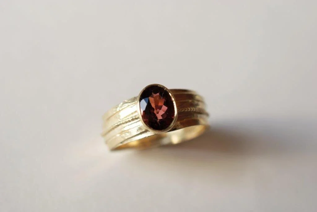 0477B2DE-5822-4D07-A745-2979D5FD4A09