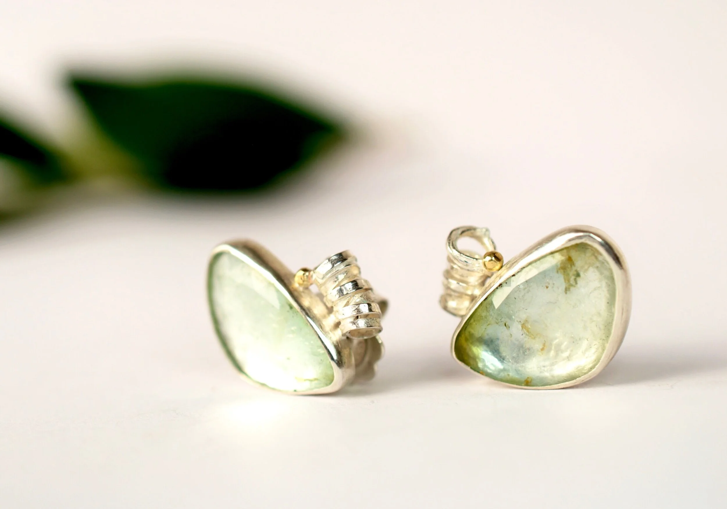 42436AB7-B62E-4D2A-B847-0C866B6E9806