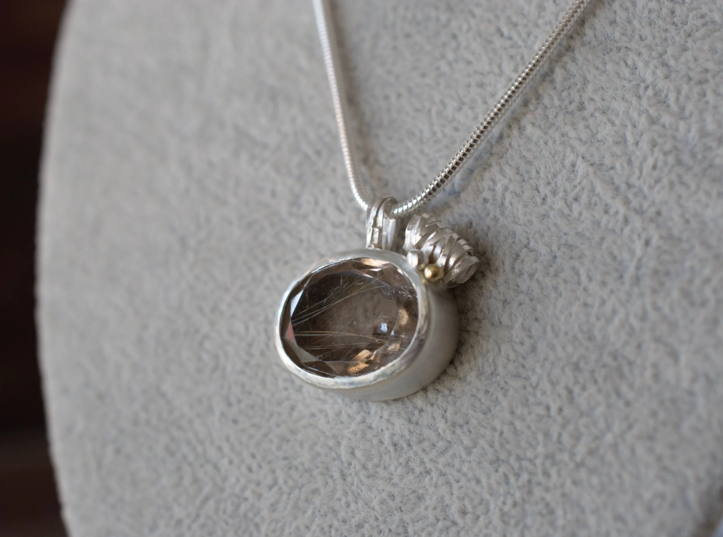 0D986A2E-779C-4F89-921D-8F5B1030A517