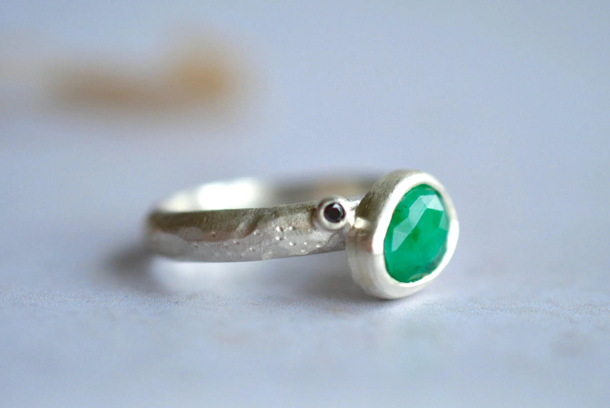 19EDEDC0-F9CE-4B23-AAF7-9B66A286359D