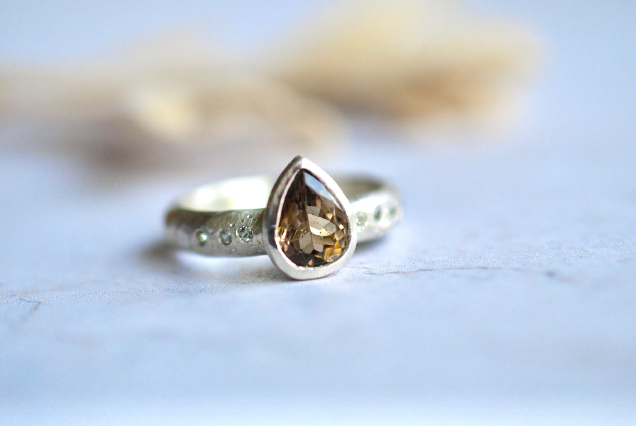 205BF7E4-B07C-422B-AF65-A824E2584A35