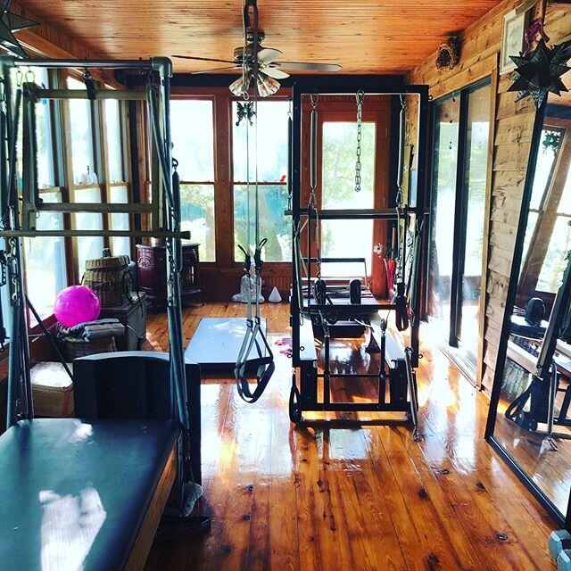 Clean safe Pilates Reformer sessions available by appointment.🌅