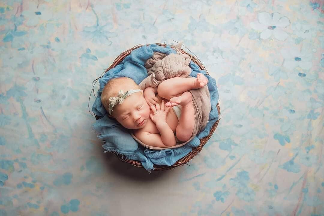 Baby Lena, 12 days new 💙
#newbornphotography #newbornsession #babygirl #fotografiranjebeba #fotografzabebe #trudnica #trudnickofotografiranje