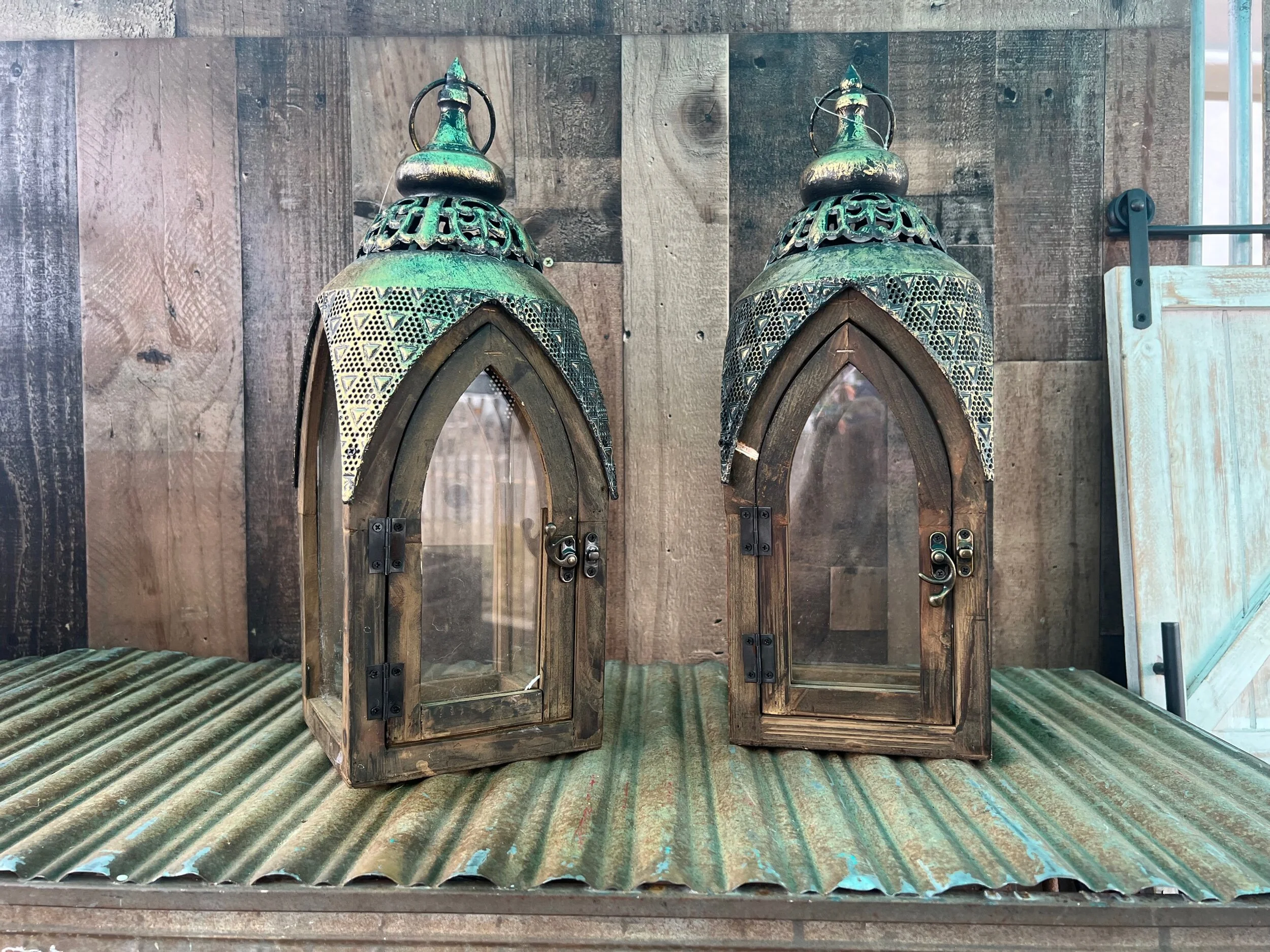 3B20A9E2-8634-4EBD-A2BE-30CD893C2F6D