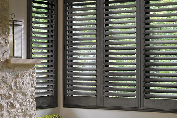 Hunter Douglas