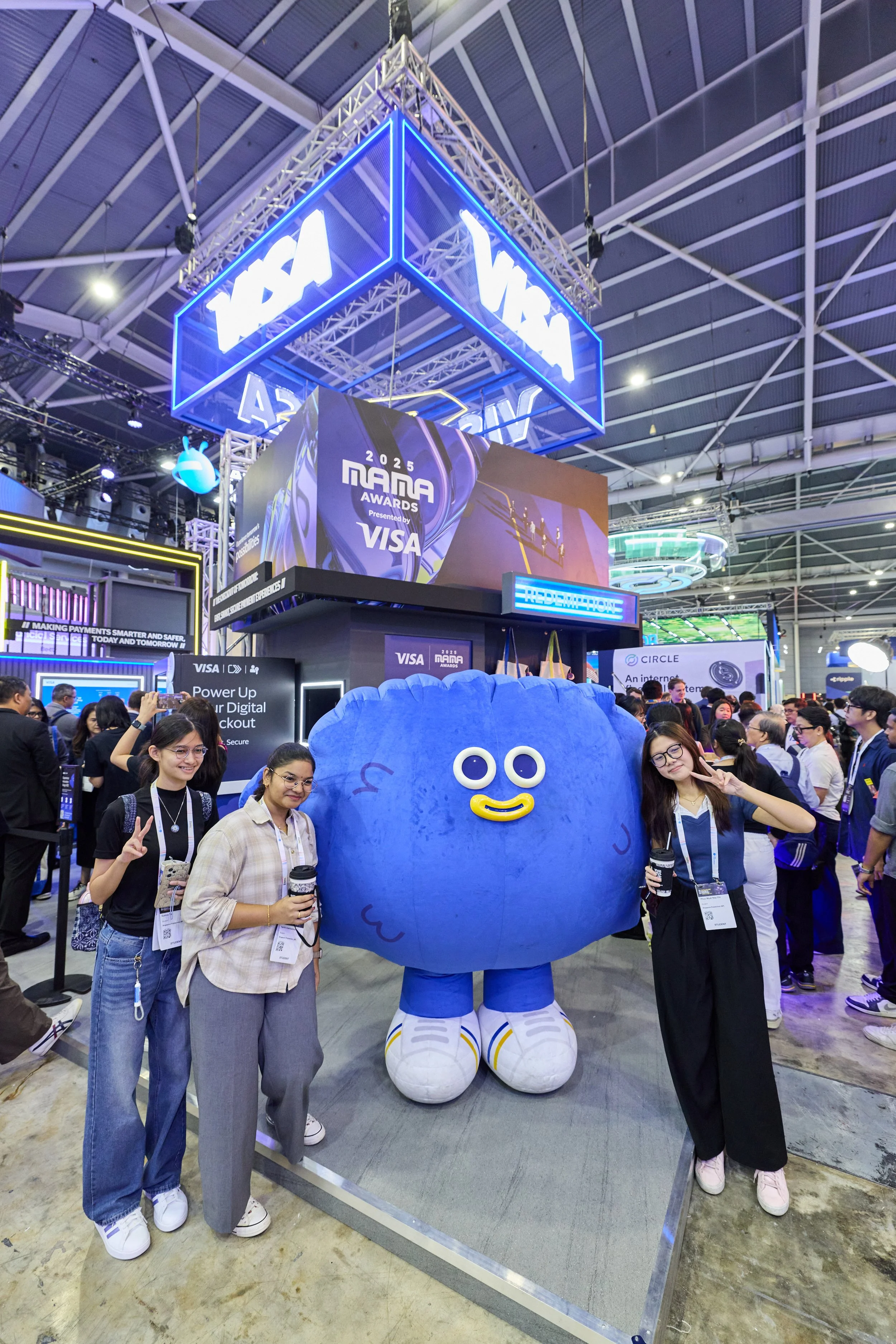 20251112_VisaSFF_Booth 209.jpg