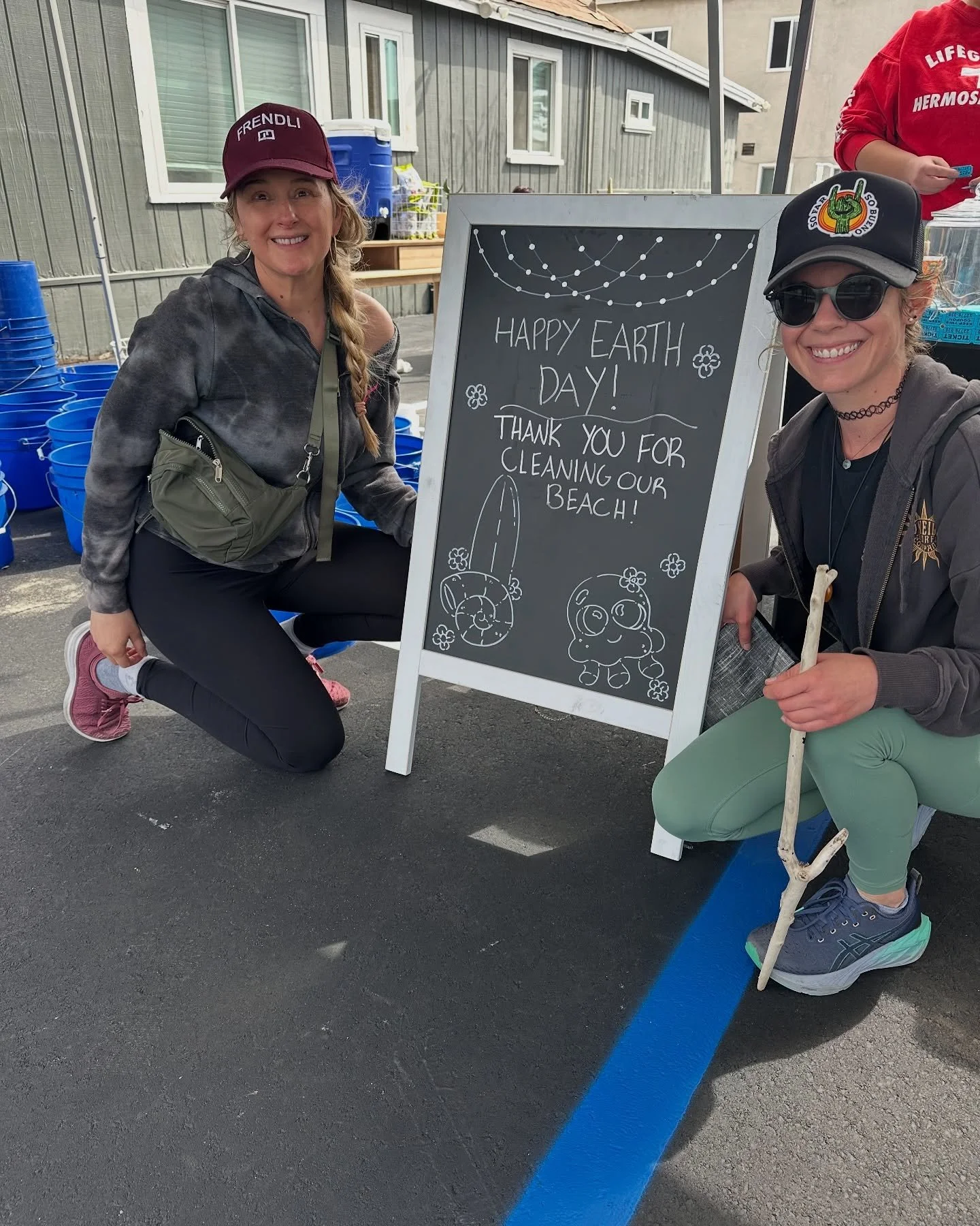 Happy Earth Day! The environment is very important to me and especially the health of our ocean. Sunday, Bren, (I&rsquo;m sure you recognize her from Healthy Spot), got up early Sunday and participated in the beach clean up that @seaspritehb was host
