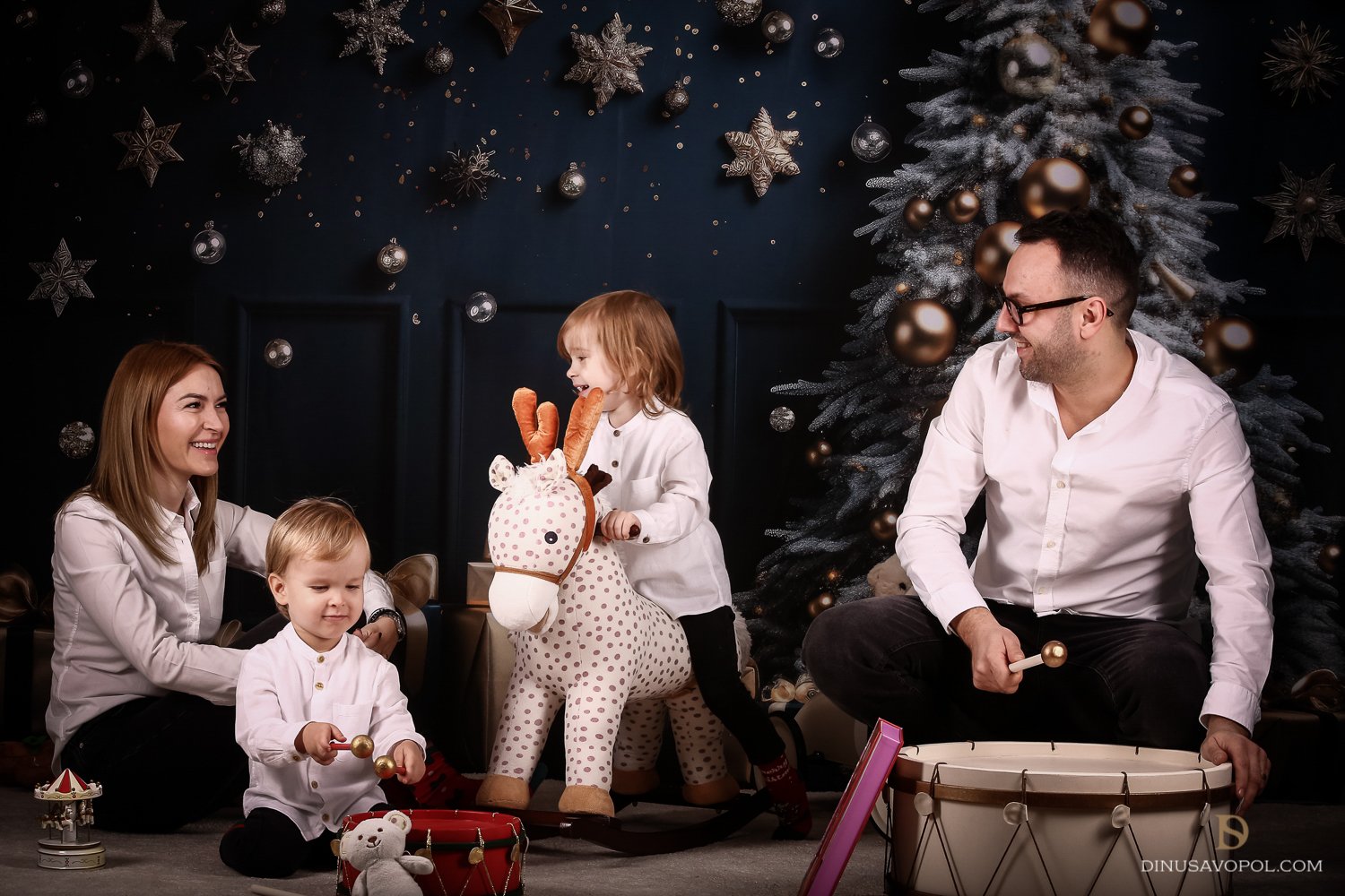 christmass-photosession-2023-Dinu_Savopol - 082.jpg