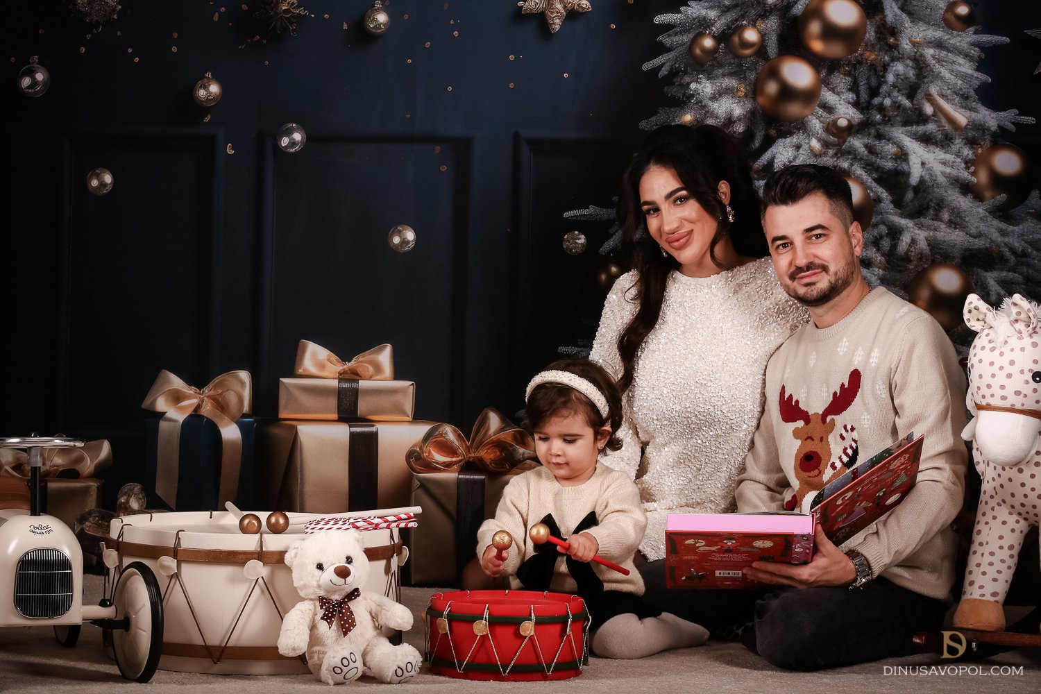 christmass-photosession-2023-Dinu_Savopol - 170.jpg