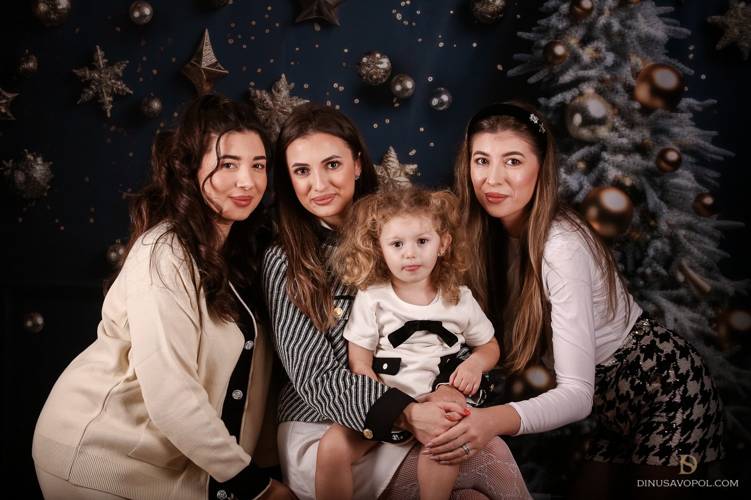 christmass-photosession-2023-Dinu_Savopol - 186.jpg