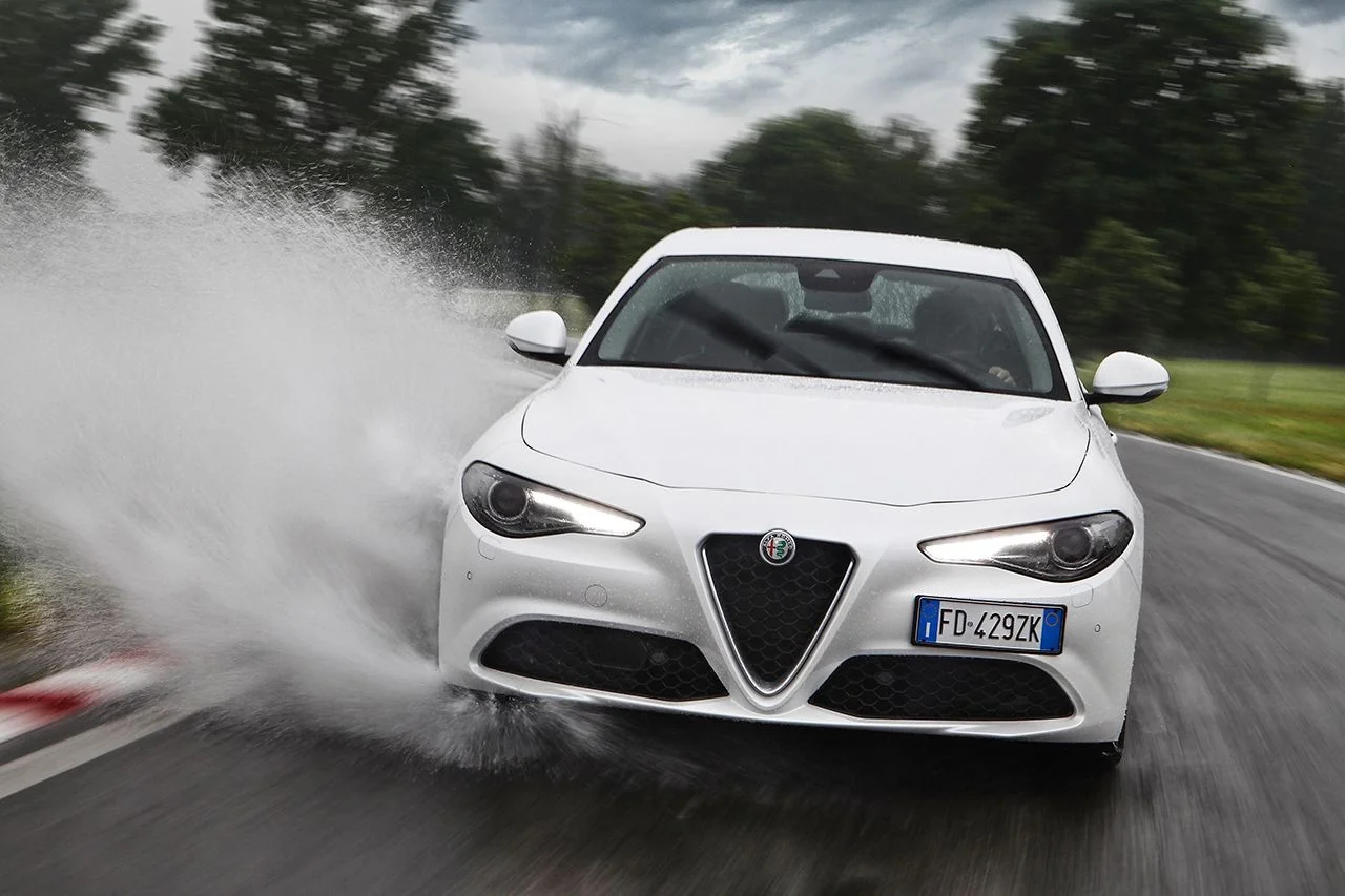 160512_Alfa-Romeo_Giulia_03.jpg
