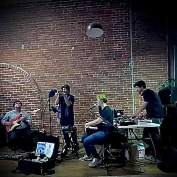 Los Amigos Groove