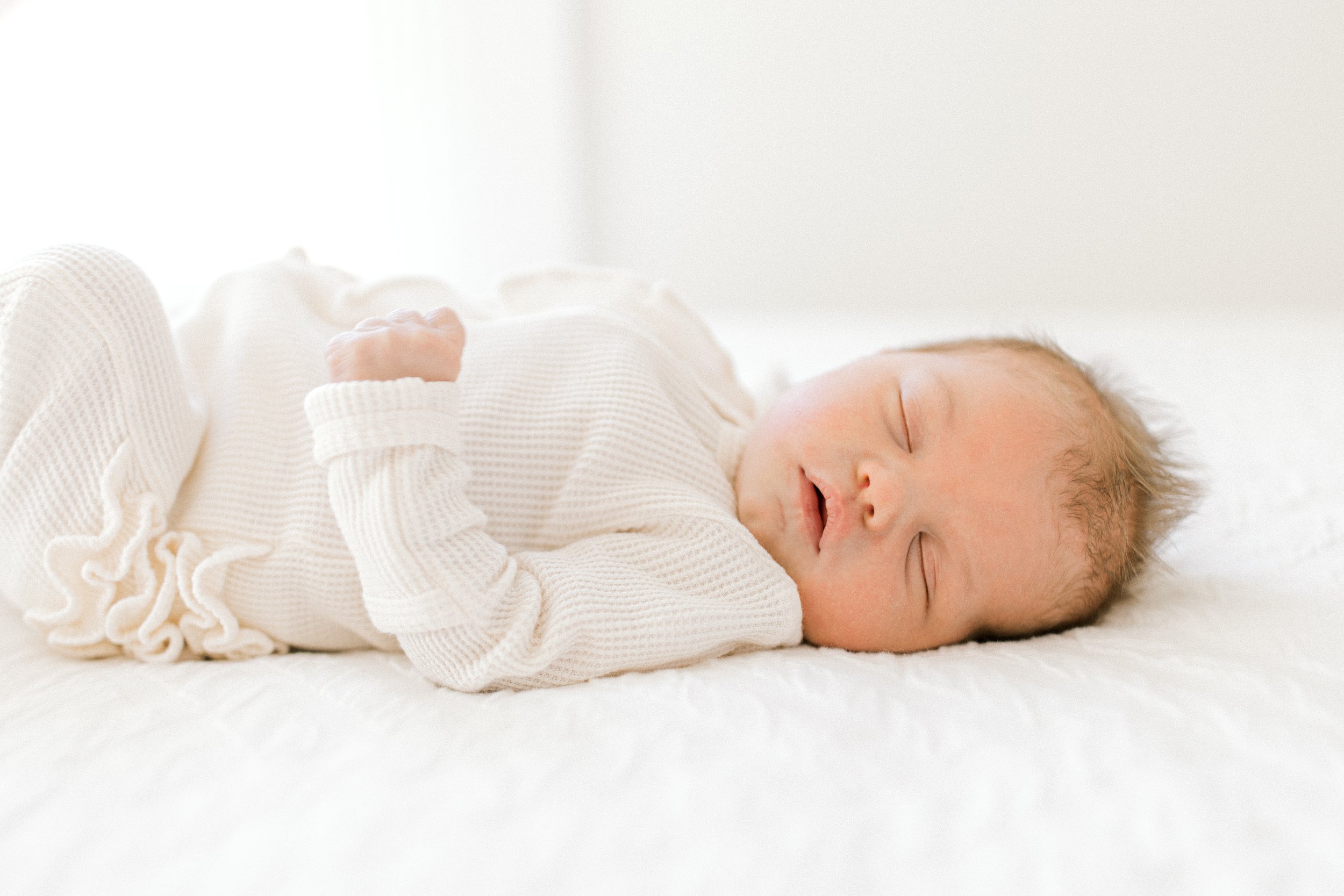 lucynewborn-5.jpg