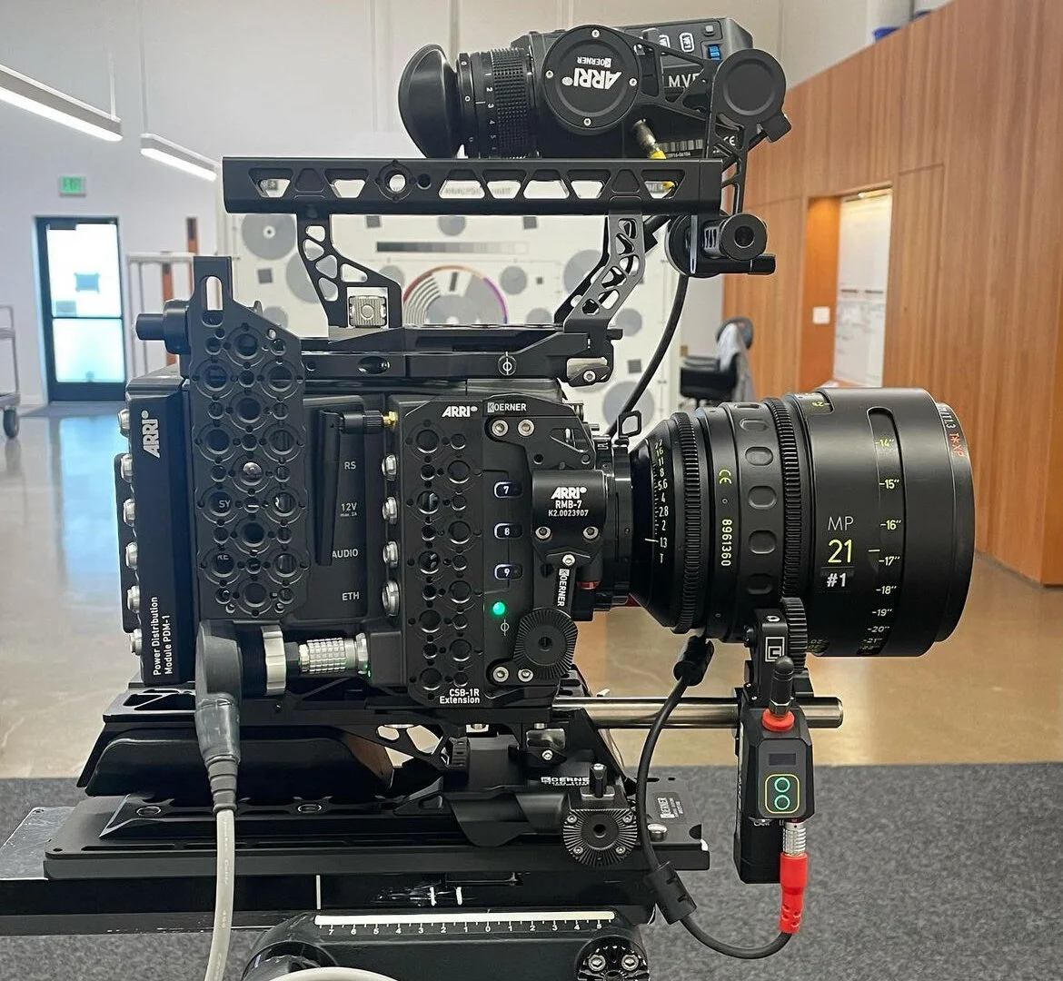 B31651FF-D8F9-4C7F-AB2D-68D81DF65D88