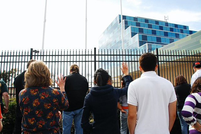 Pro-life advocates pray for justice outside the Houston Planned Parenthood abortion center (Photo Courtesy of Bound4LIFE)