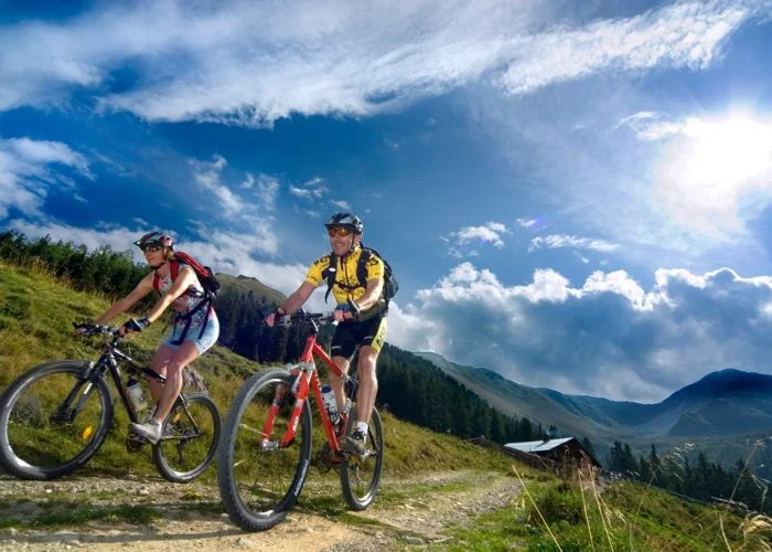 luxury new zealand cycling tours