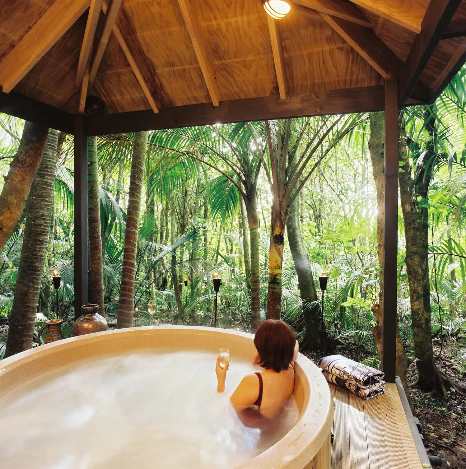 new zealand luxury resorts hot tub