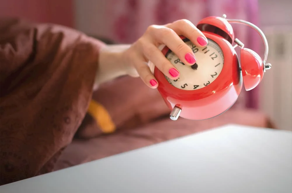 5 Ways To Stop Hitting The Snooze Button