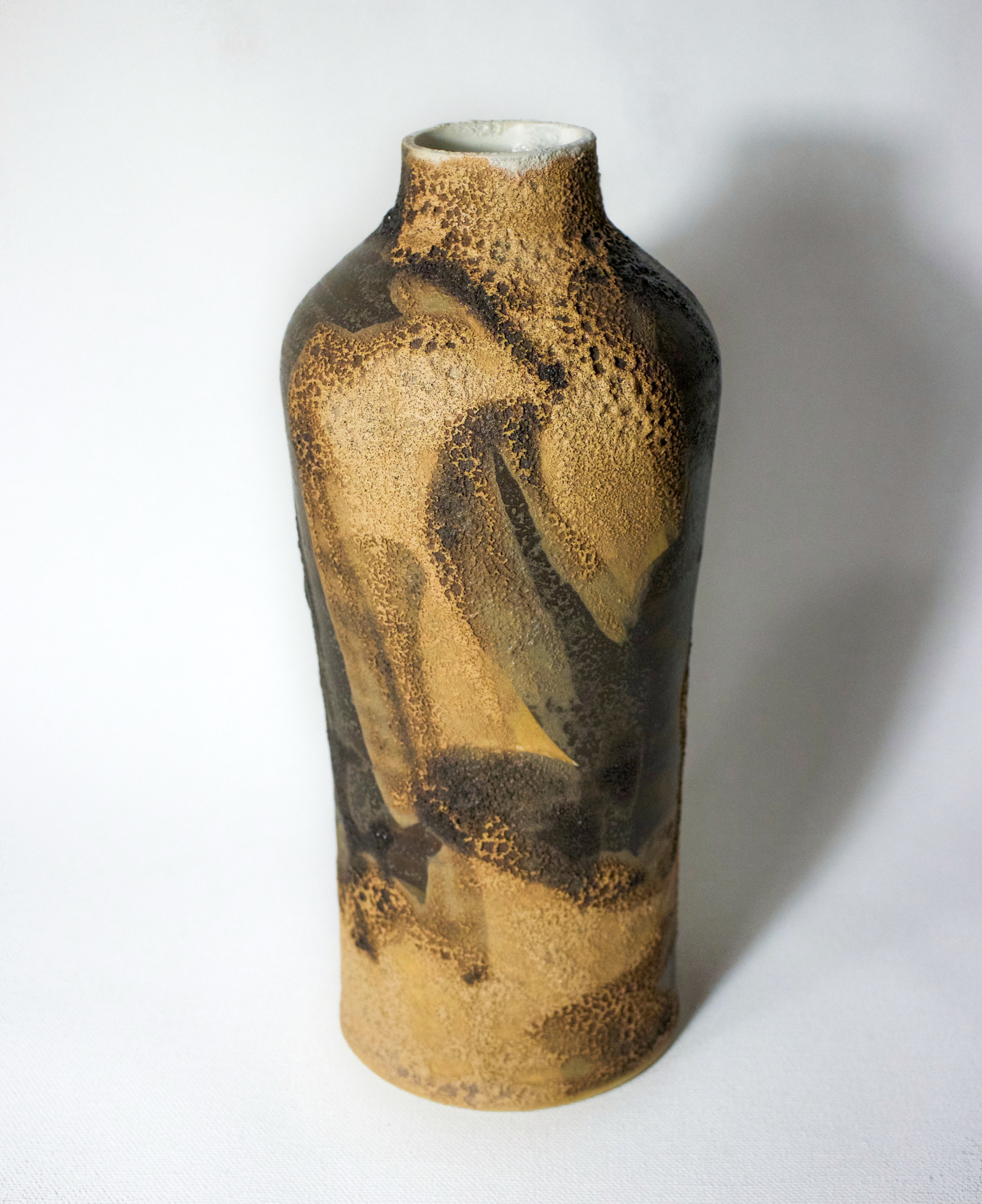 Porcelain Vessel in Darkmoon & Mars Exterior Glazes White Interior