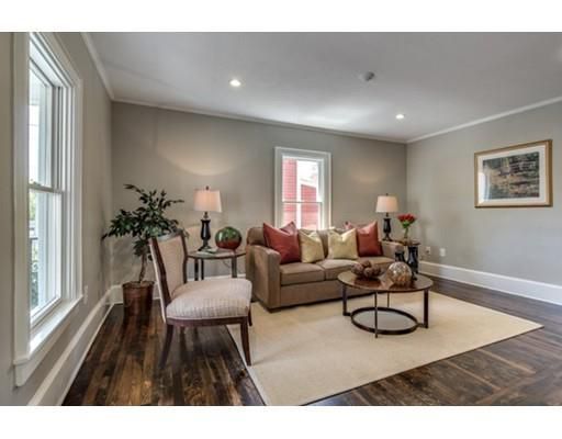 WIN 2 Living Room 1 l3b213945-m4xd-w1020_h770_q80 - Copy.jpg