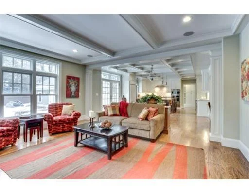 Win Family Room 2 39_71650946_8_1395961259 - Copy.jpg