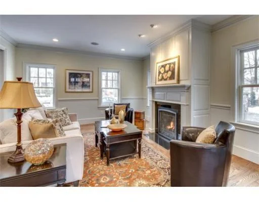Win Living Room 39_71650946_6_1395961259.jpg