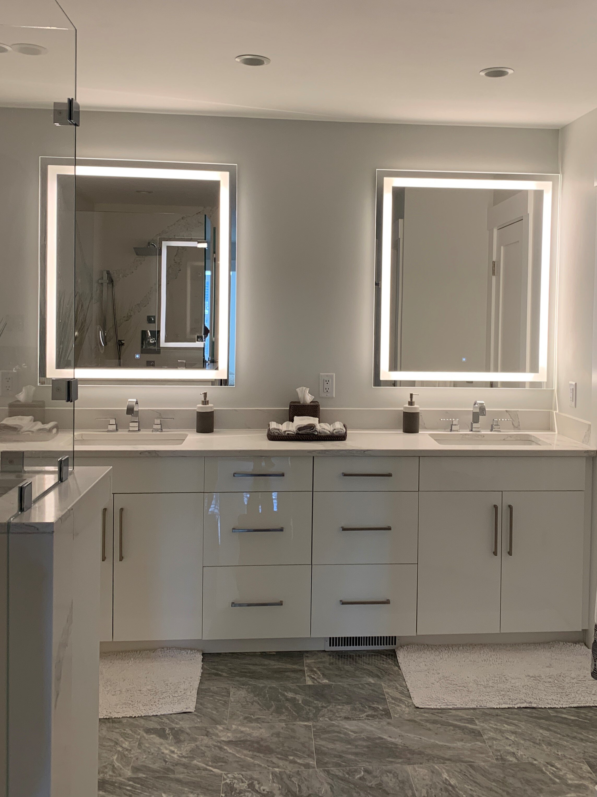 Ledges Master Bath