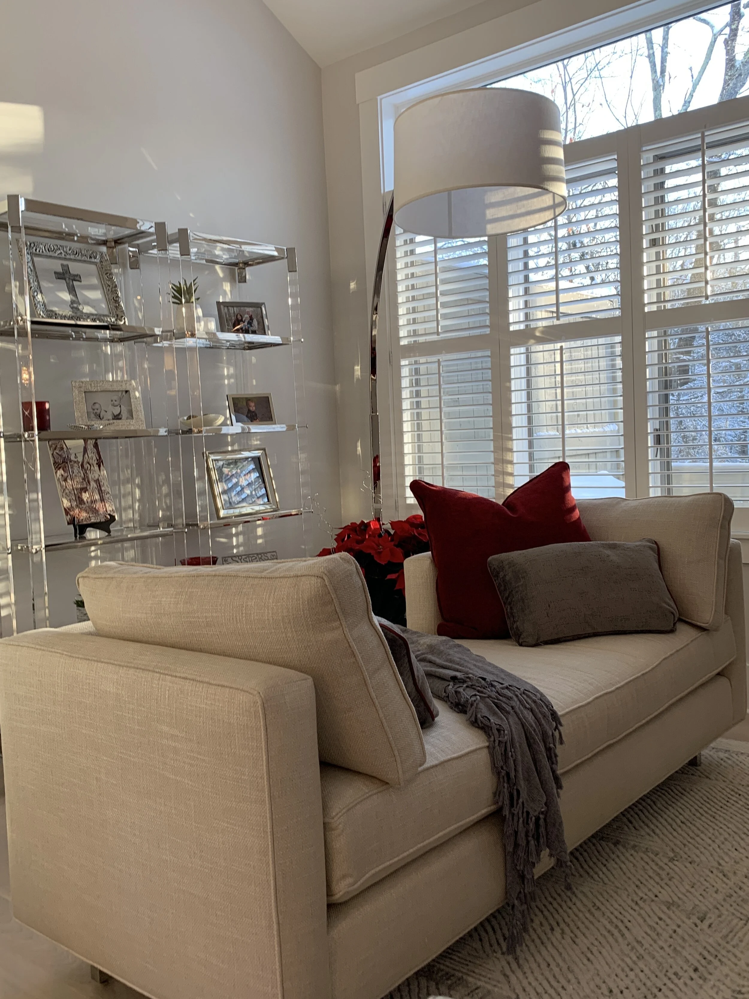 Source, Select and Procure - paint, materials, finishes, furniture, fabric, fixtures, decorative accessories, flooring and carpet