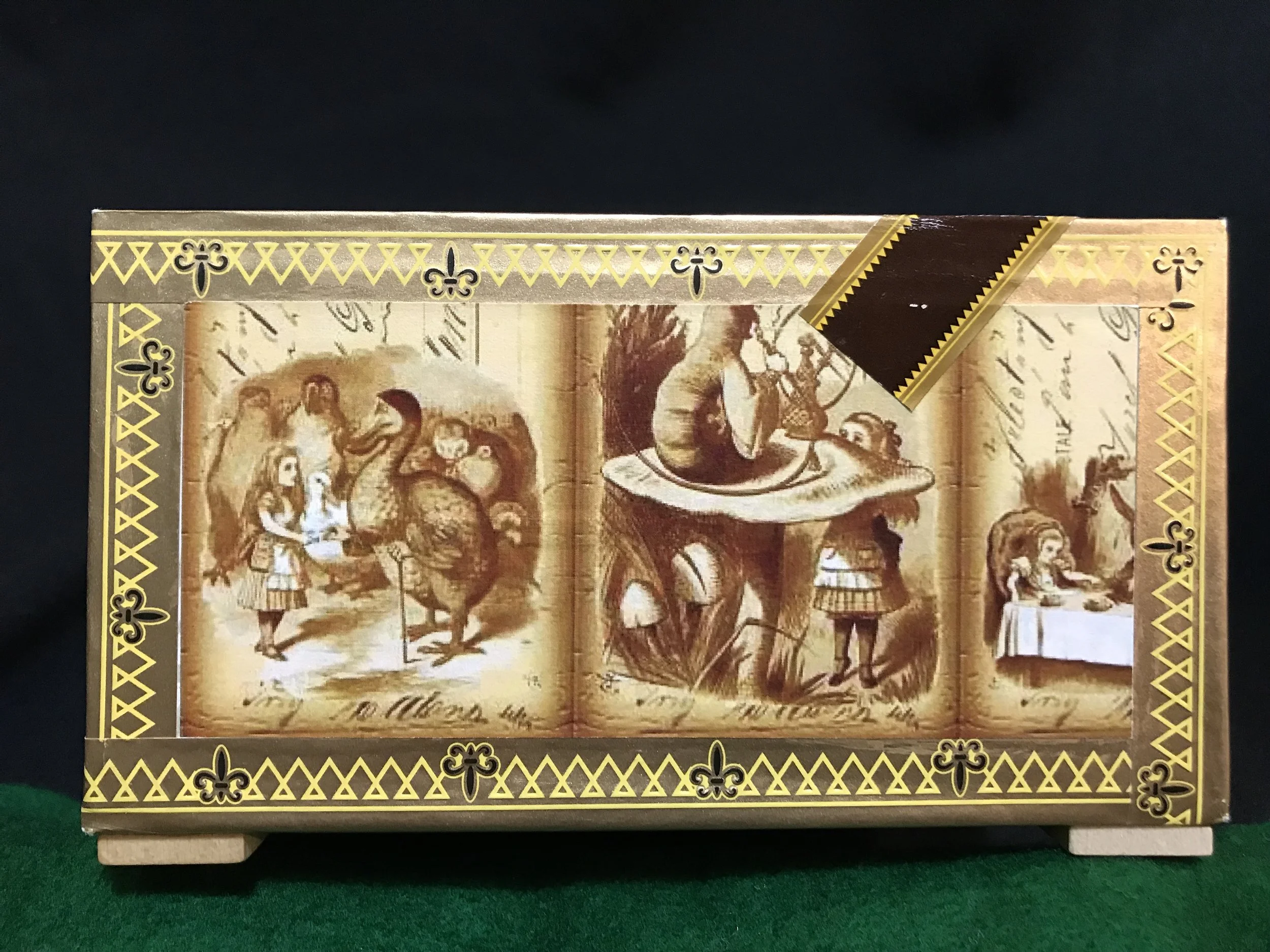 Alice in Wonderland Cigar Box 1.2.JPG