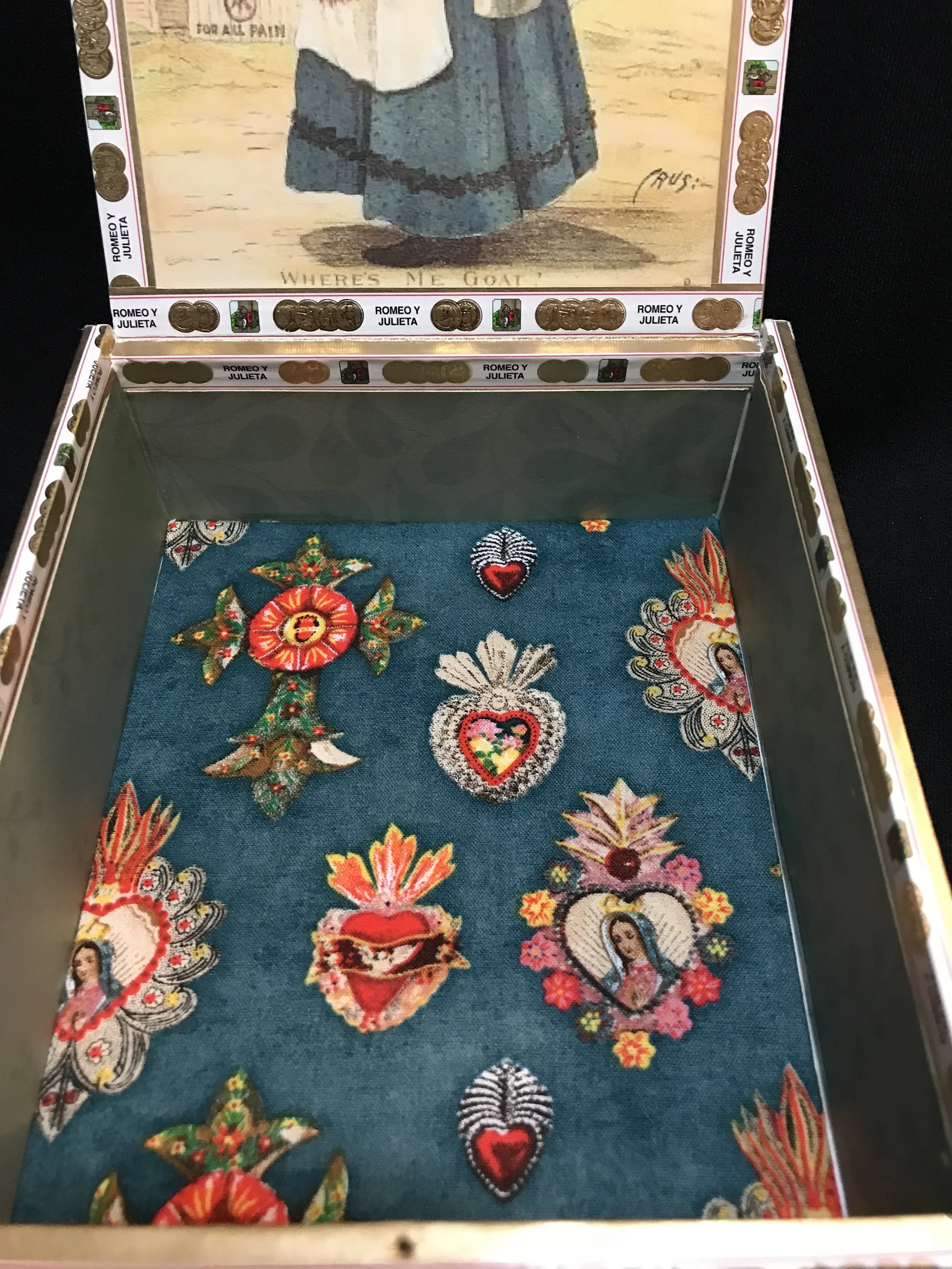 Creepy Death Cigar Box 1.6.JPG