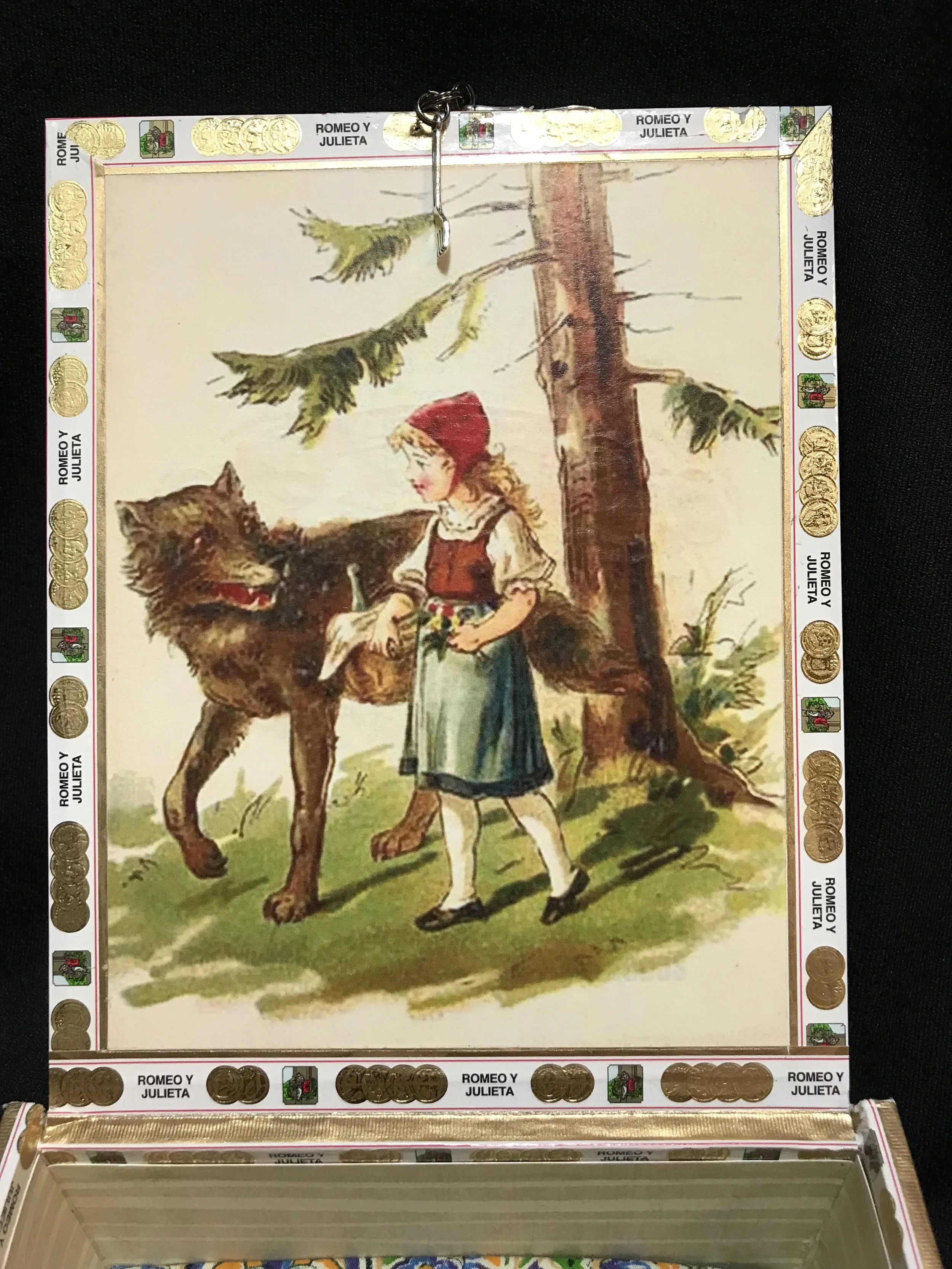 Little Red 1 Cigar Box.5.JPG