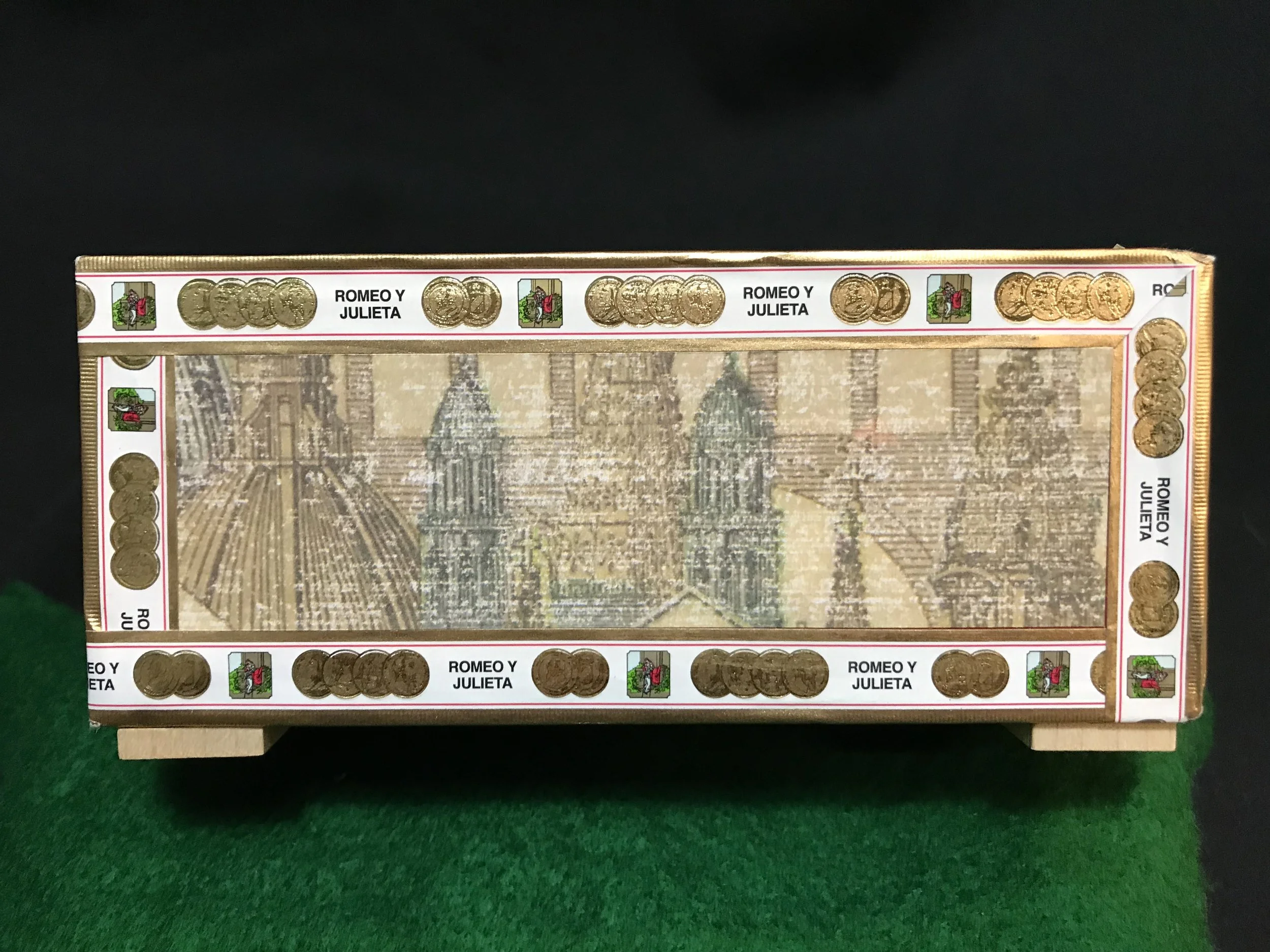 Oklein Cigar Box 1.3.JPG