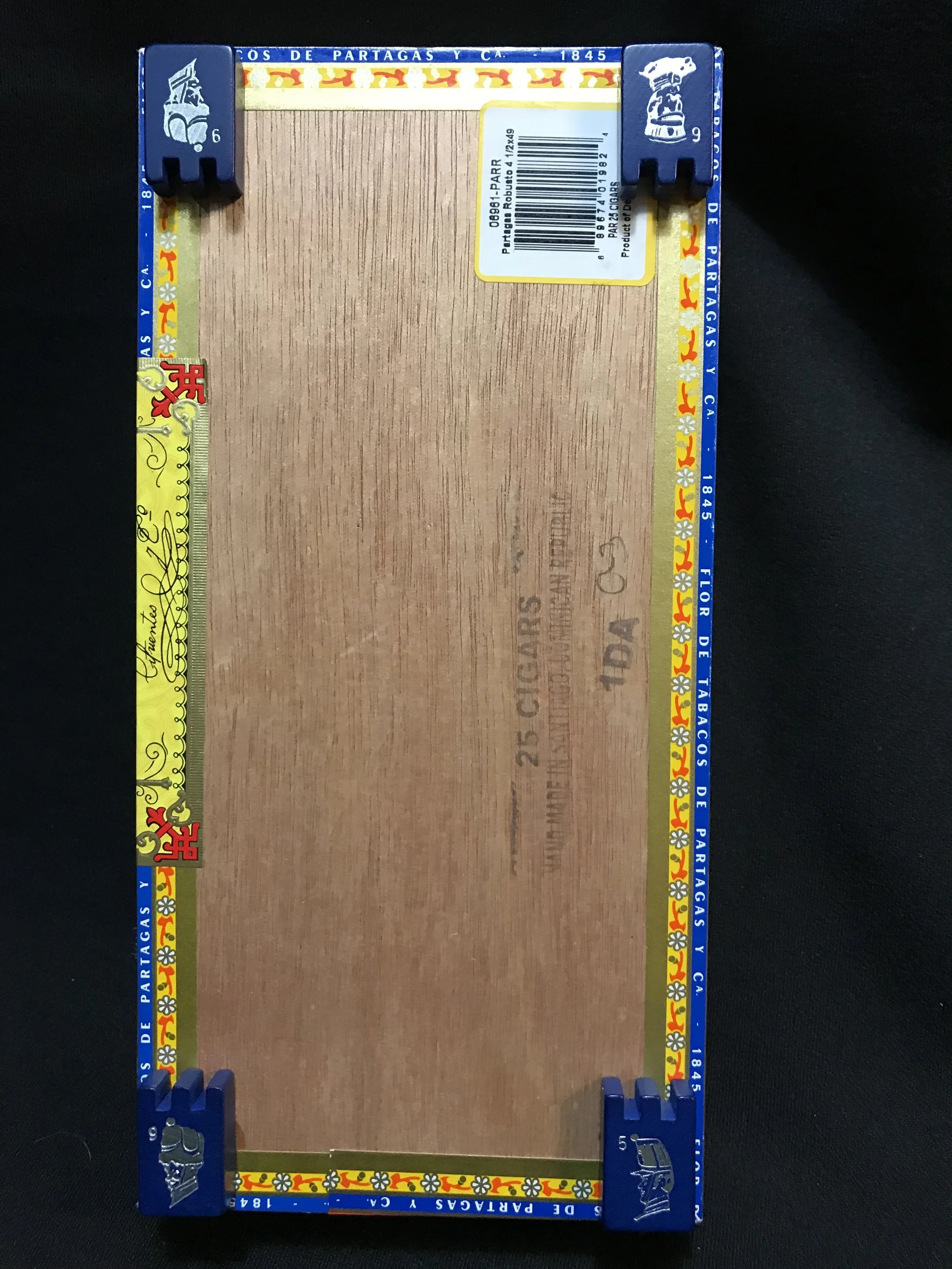 Oklein Cigar Box 2.4.JPG