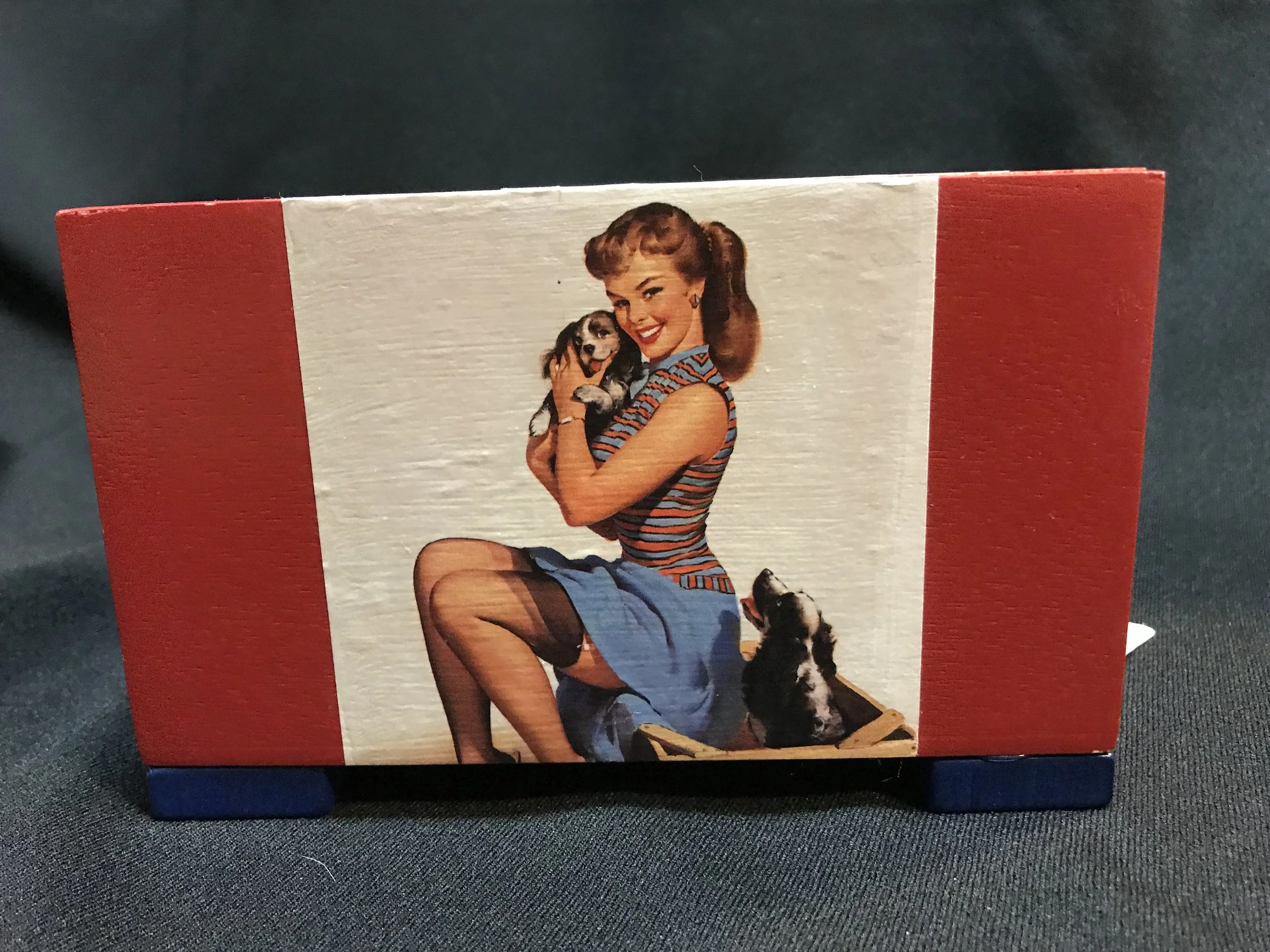 Pin Up Cigar Box 2.2.JPG