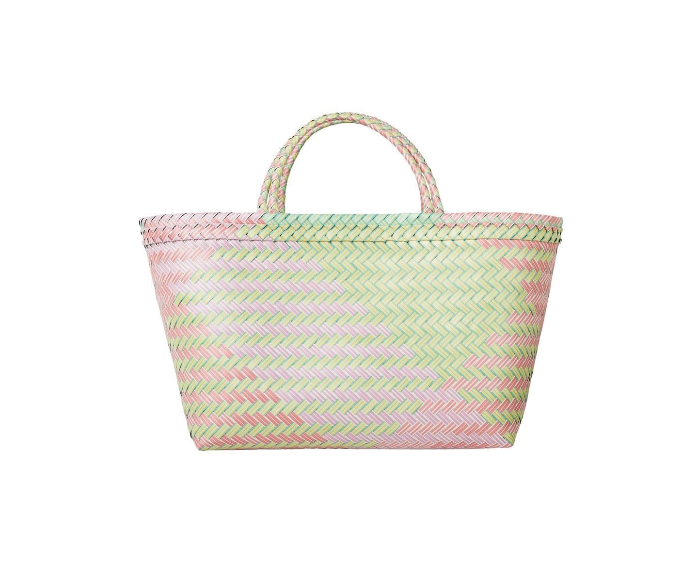 Crafted with sustainability in mind and skillfully handwoven from recycled plastic. 

This is the Benny Tote in Pink Multi, Blue Multi, and Blue 🛍️ Take advantage of our 20% off all recycled bags in store and online!

Lightweight and spacious, this 