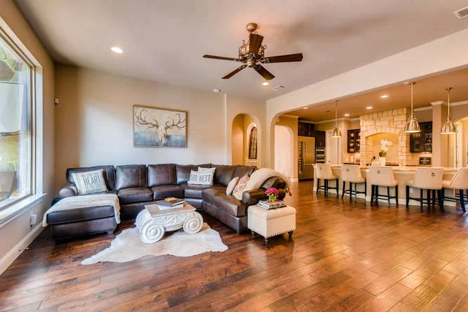 8725 Whispering Trail Austin-small-006-8-Living Room-666x444-72dpi.jpg