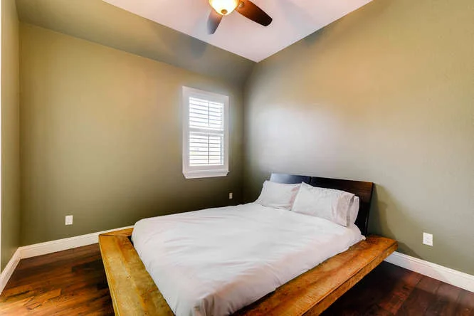 8725 Whispering Trail Austin-small-021-19-Bedroom-666x444-72dpi.jpg
