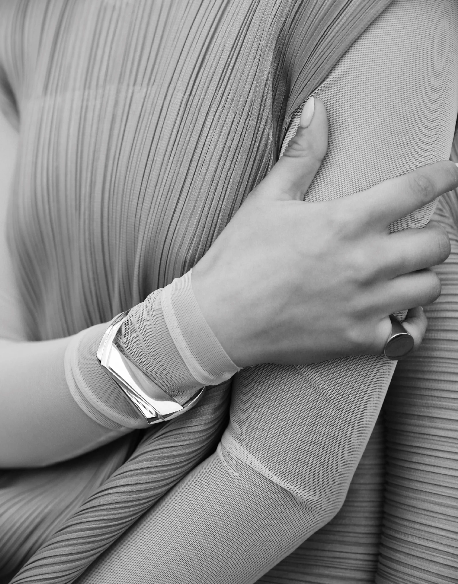 Product_HexBracelet2.jpg
