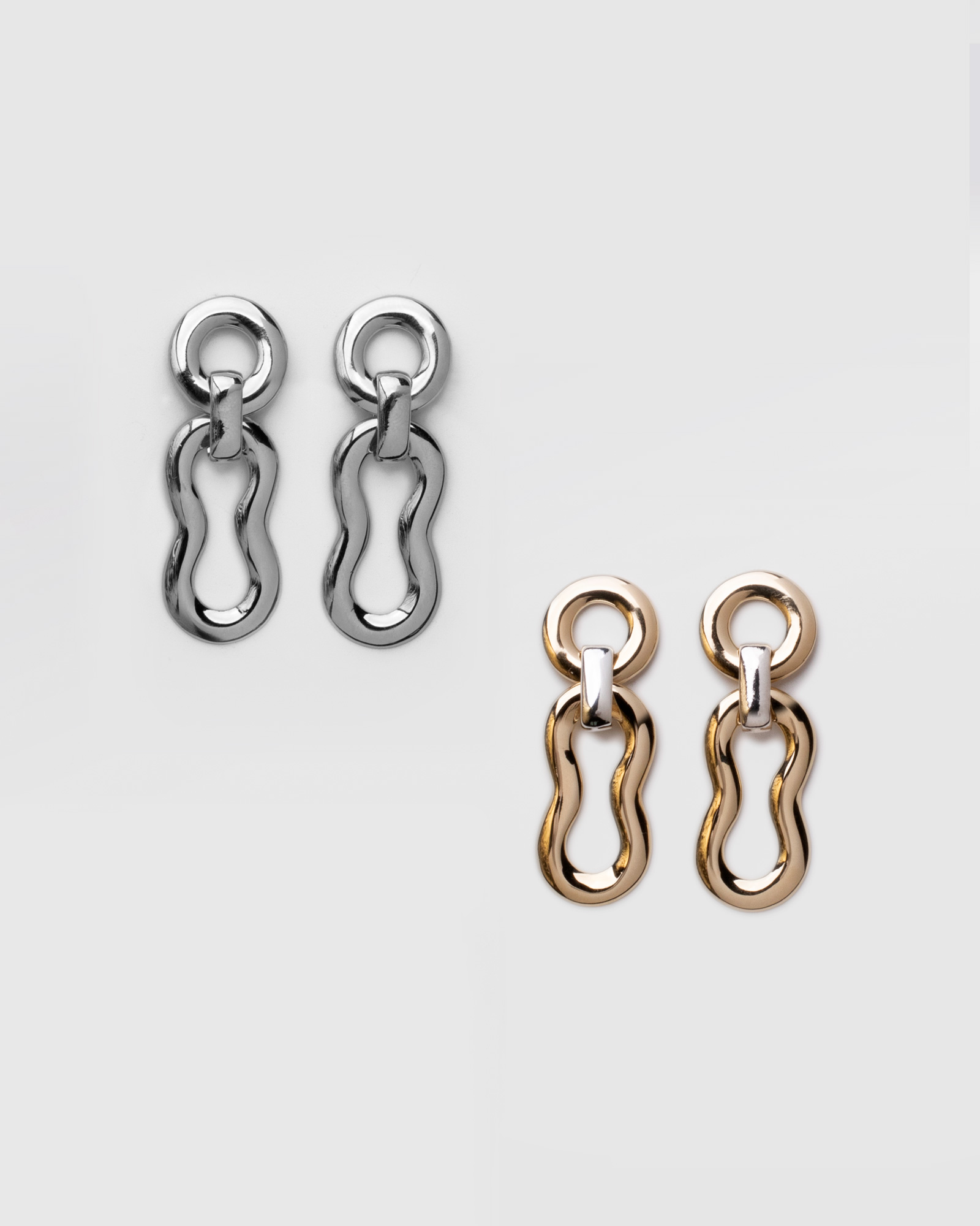 SMALL BOUND CURVE EARRING