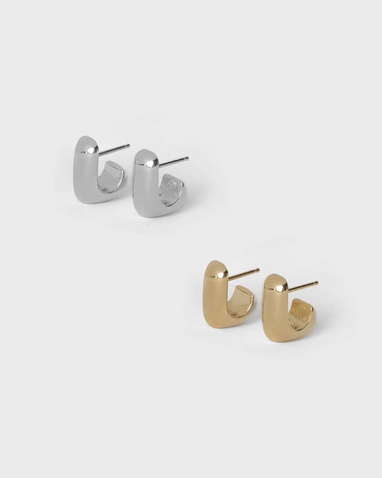 MEDIUM J STACK EARRING