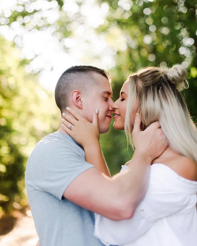 Remember that location I was talking about this morning in my stories? BOOM! ❤️😍🥰 #love #inlove #newlyweds #married #marriagegoals #beautiful #refinedpresets #lookslikefilm #filmemulation #richmondky #kentuckyphotographer #kentuckyweddingphotograph