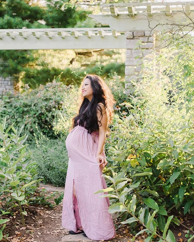 Lots of baby bump sessions lately...means lots of new squishy babes to photograph soon and I CANNOT WAIT!!! #lookslikefilm #kentuckynewbornphotographer #kentuckymaternityphotographer #maternityphotography #kentuckyfamilyphotographer #familyphotograph