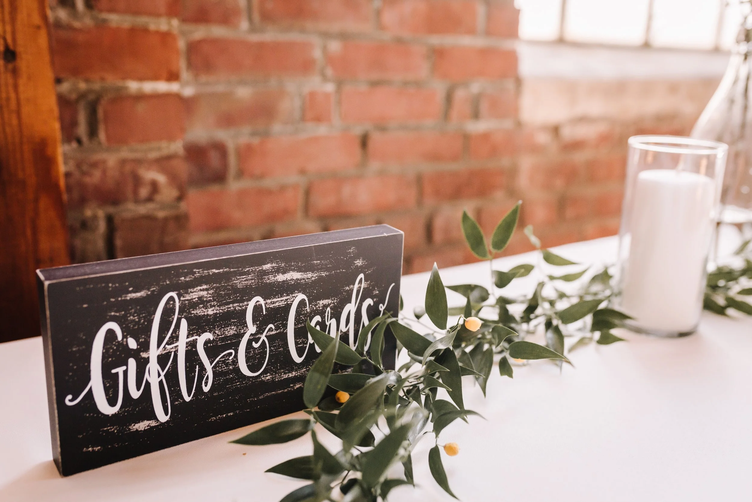 DETAILS-SHUTTER  BLOOM-8332.jpg