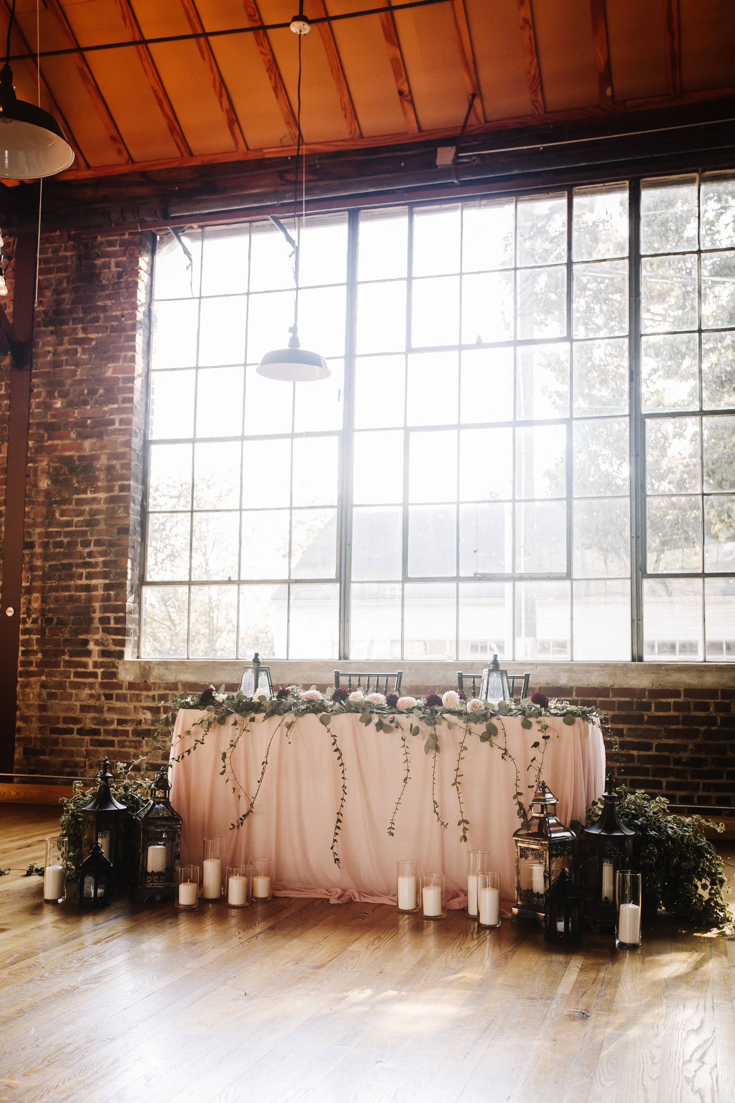 DETAILS-SHUTTER  BLOOM-8344.jpg