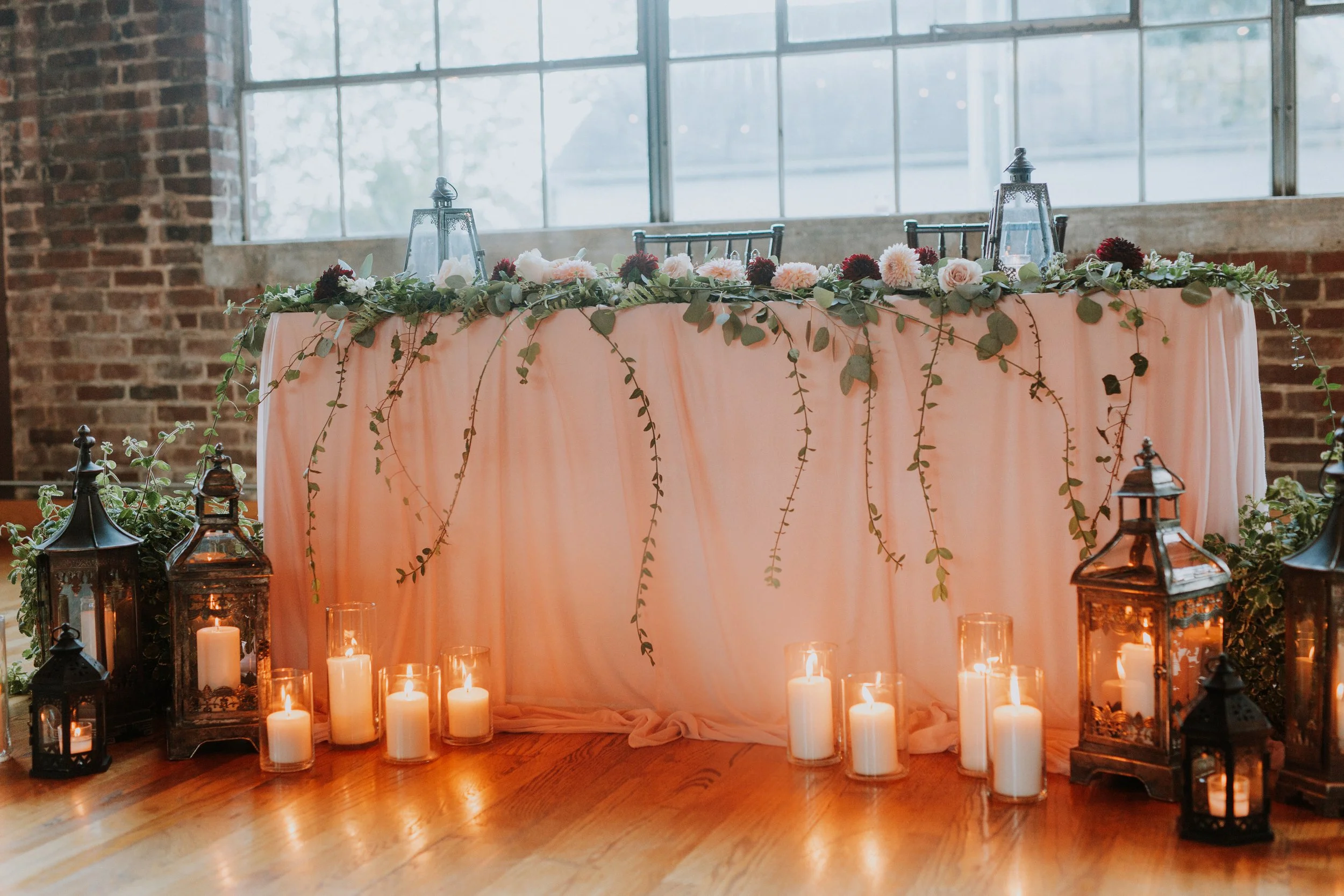 DETAILS-SHUTTER  BLOOM-8680.jpg