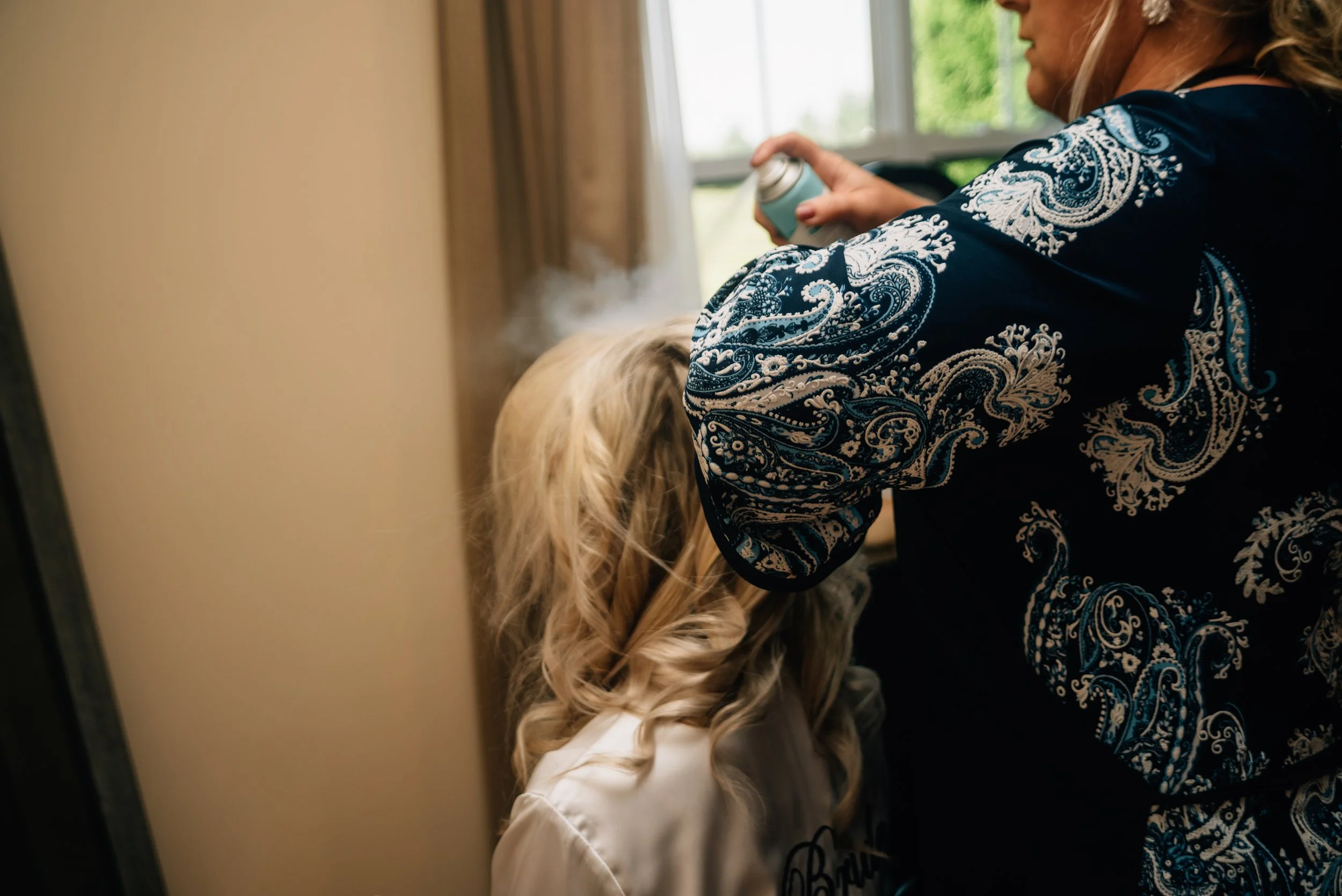 GETTING READY-SHUTTER  BLOOM PHOTOGRAPHY-10.jpg