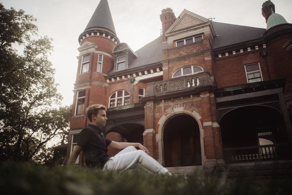 SHUTTER & BLOOM (57 of 133).jpg