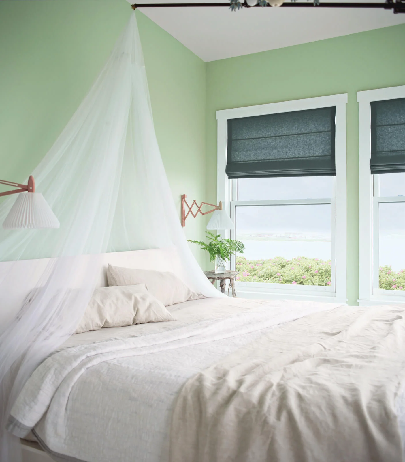 Pale_Green_Bedroom_with_Netted_Bed.jpg