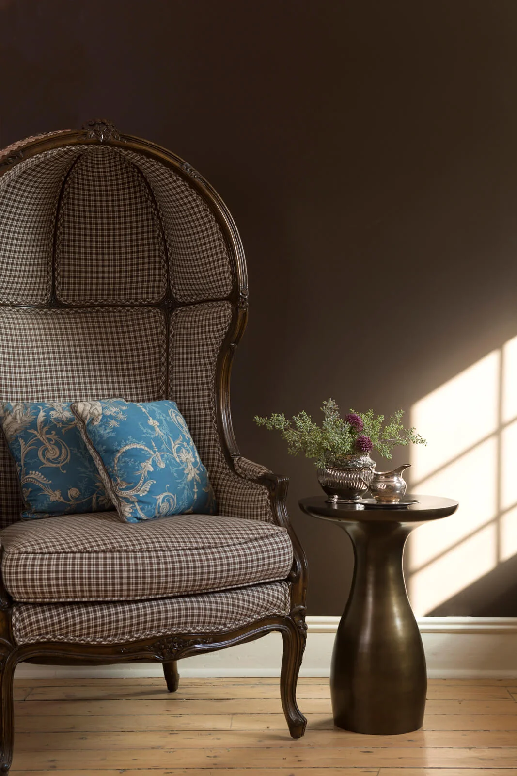 Dome_Chair_Dark_Olive.jpg